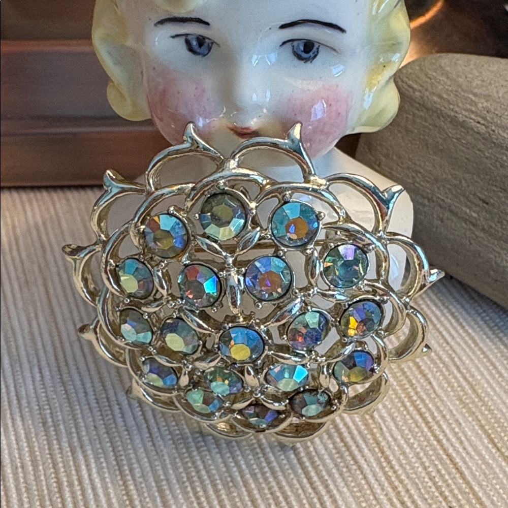 Sara Coventry Pin/pendant Aurora Borealis